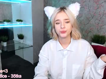 webcam girl joyce_coy image #3933771