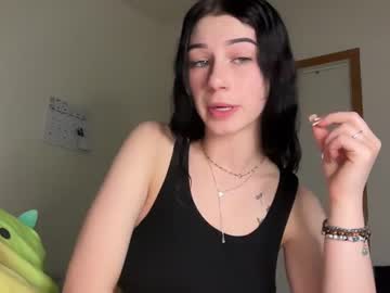 webcam girl kalirhea18 image #6718058