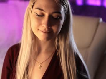 webcam girl owlluree image #5942019