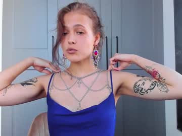 webcam girl adriana_hill image #2112238