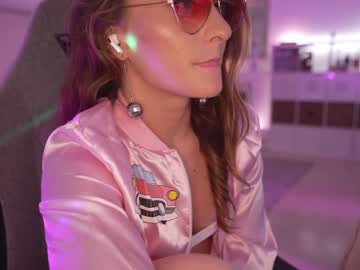 webcam girl hannahjames710 image #930871