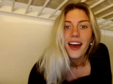 webcam girl bambis_honeypot image #888561