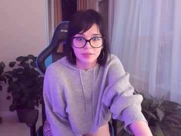 webcam girl aavee image #515116