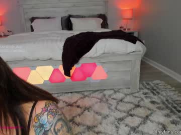 webcam girl kayribbons image #889369