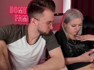 webcam couple dominant_family image #1787965