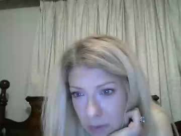 webcam girl mercedes_milf image #4194370