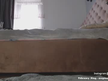 webcam girl cbhotblonde image #1056138