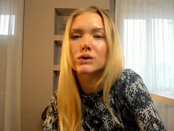 webcam girl caitlinnaomi image #5887119