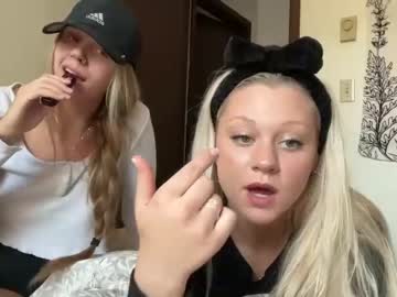 webcam couple prettypoliteladies image #4876149