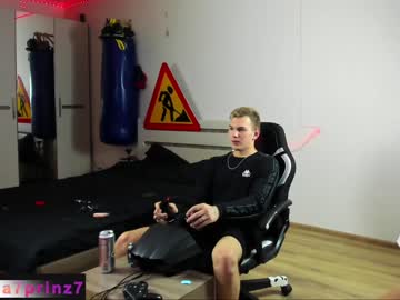 webcam man ali_bruin image #4817564