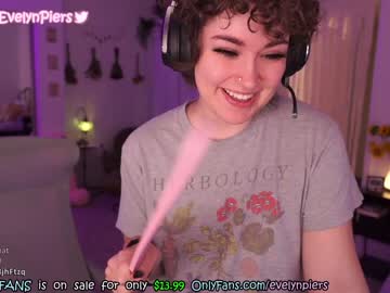 webcam girl evelynpiers image #2597497