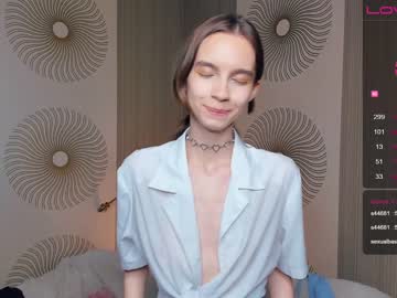 webcam girl happiness_call image #4904712