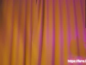 webcam girl plump_bums image #2848772