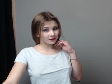 webcam girl relax_nina image #481039