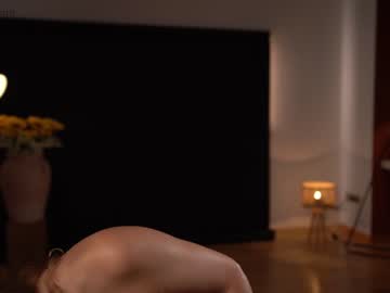 webcam girl chillwithkira image #3033553