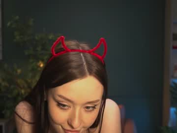 webcam girl ella_knockers_xl image #1384479