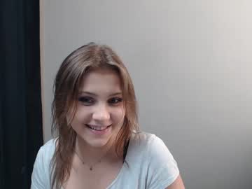 webcam girl relax_nina image #279412