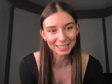 webcam girl heidihotte image #4151311