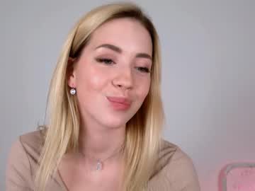 webcam girl emmi_rosee image #1444281