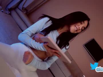 webcam girl hollyextra image #3125479