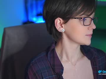 webcam girl tiffanyriox image #5798535