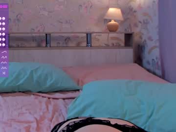 webcam girl unicorngirls image #946482