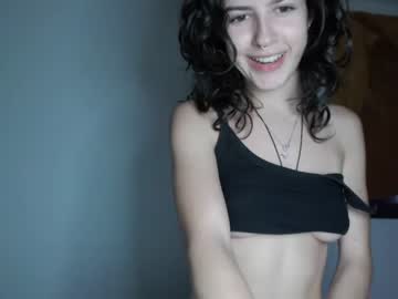 webcam girl frenchava image #4920843
