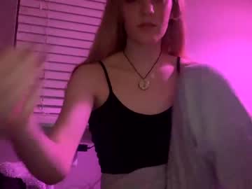 webcam girl ellabrown68 image #177363