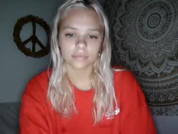 webcam girl cindyloulou1 image #4835051