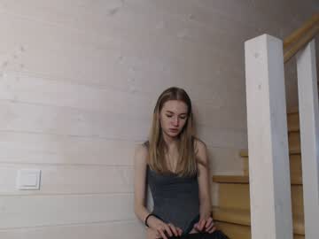 webcam girl princess__aurora image #3670136