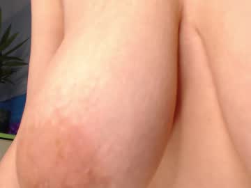 webcam girl incrediblyomelia image #1951936