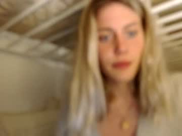 webcam girl bambis_honeypot image #909761
