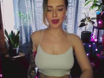 webcam girl _yvie_ image #1946302