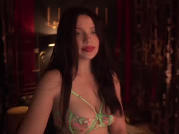 webcam girl lucieoude_ image #472124