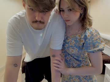 webcam couple yami_yami_yami image #4805200