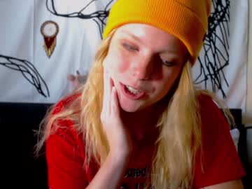 webcam girl crimsonxrapture image #446449