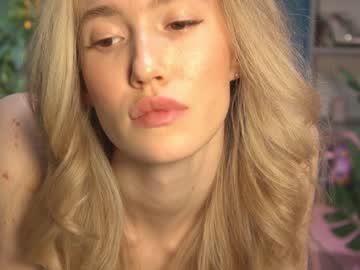 webcam girl lolly_bella_ image #1542457