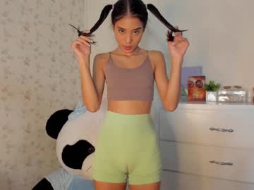 webcam girl veroniqe_lounge image #1216874