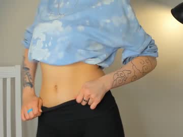 webcam girl elwinefaro image #6125089