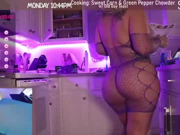 webcam girl milavalentinax image #3779382