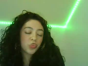 webcam girl savinajade image #3239407