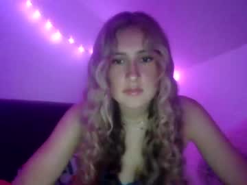 webcam girl lily3602 image #2559605