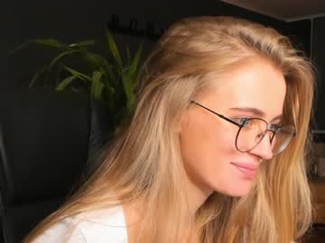 webcam girl linellali image #2801565