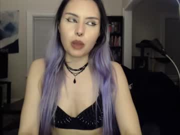webcam girl runacrow image #4388284