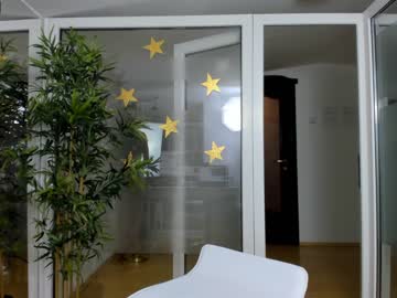 webcam girl ingridblondy94 image #2202748