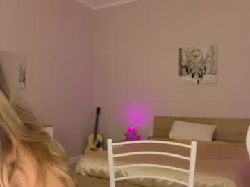 webcam girl lenamuti image #5938574