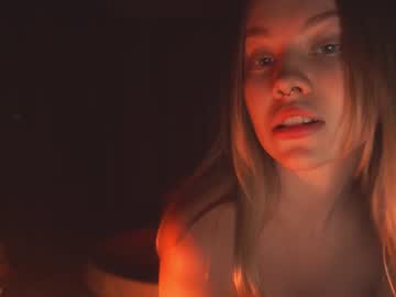 webcam girl bibi_it_is image #4610234