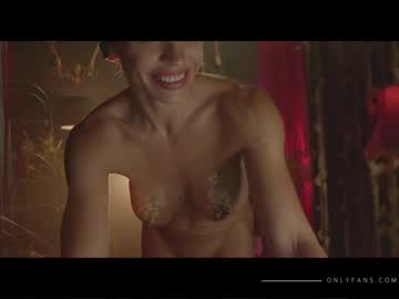 webcam girl lucieoude_ image #2682473