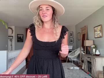 webcam girl bloomyogi image #2372521