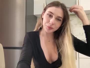 webcam girl kate_mils image #4422134